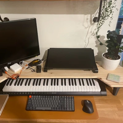 Chân Bàn Làm Việc