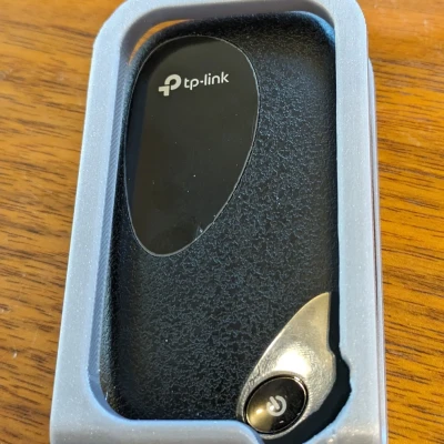 Giá đỡ/Vỏ treo tường cho TP-Link M7200