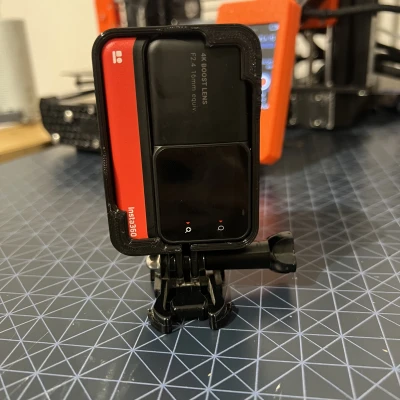 Giá đỡ dọc cho Insta 360 One RS