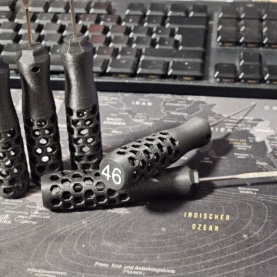 Tay cầm công cụ 2,5 mm x 2,5 mm