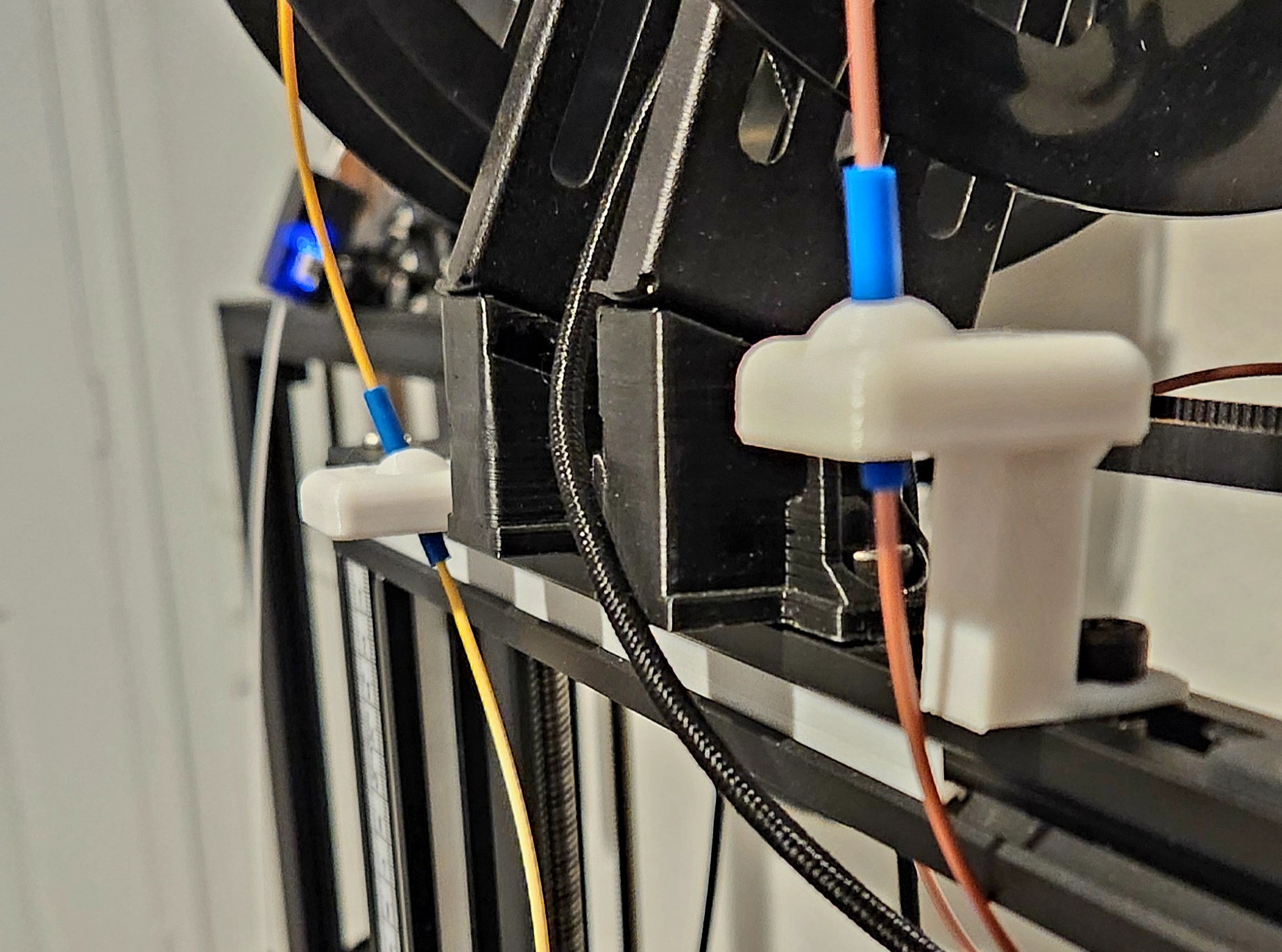 Bộ Dẫn Dây Tóc (Filament Guide)