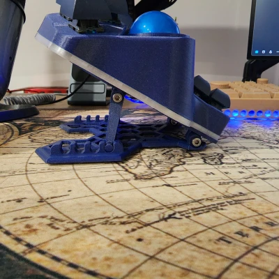 Đế kê Scylla/Charybdis tùy chỉnh góc nghiêng