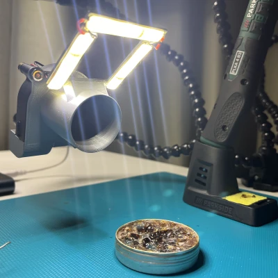 Máy Hút Khói Hàn Có Đèn Chiếu Sáng Tiện Lợi