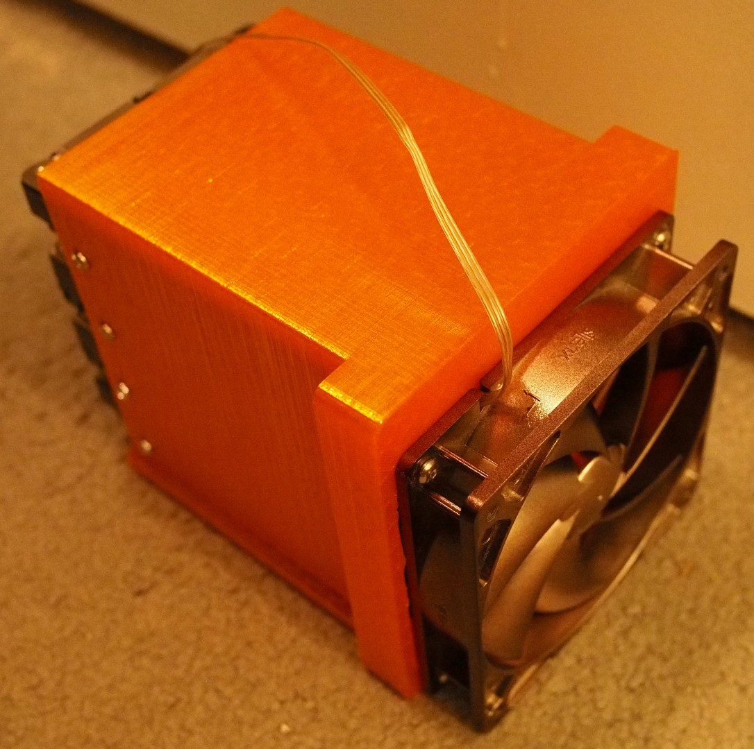 Hộp Đựng Ổ Cứng Gia Đình