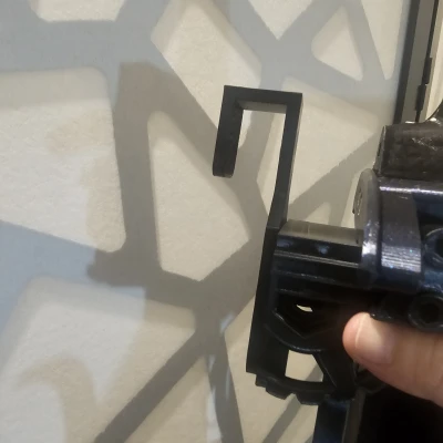 Giá treo vĩ cầm và cung kiểu Steampunk, có móc