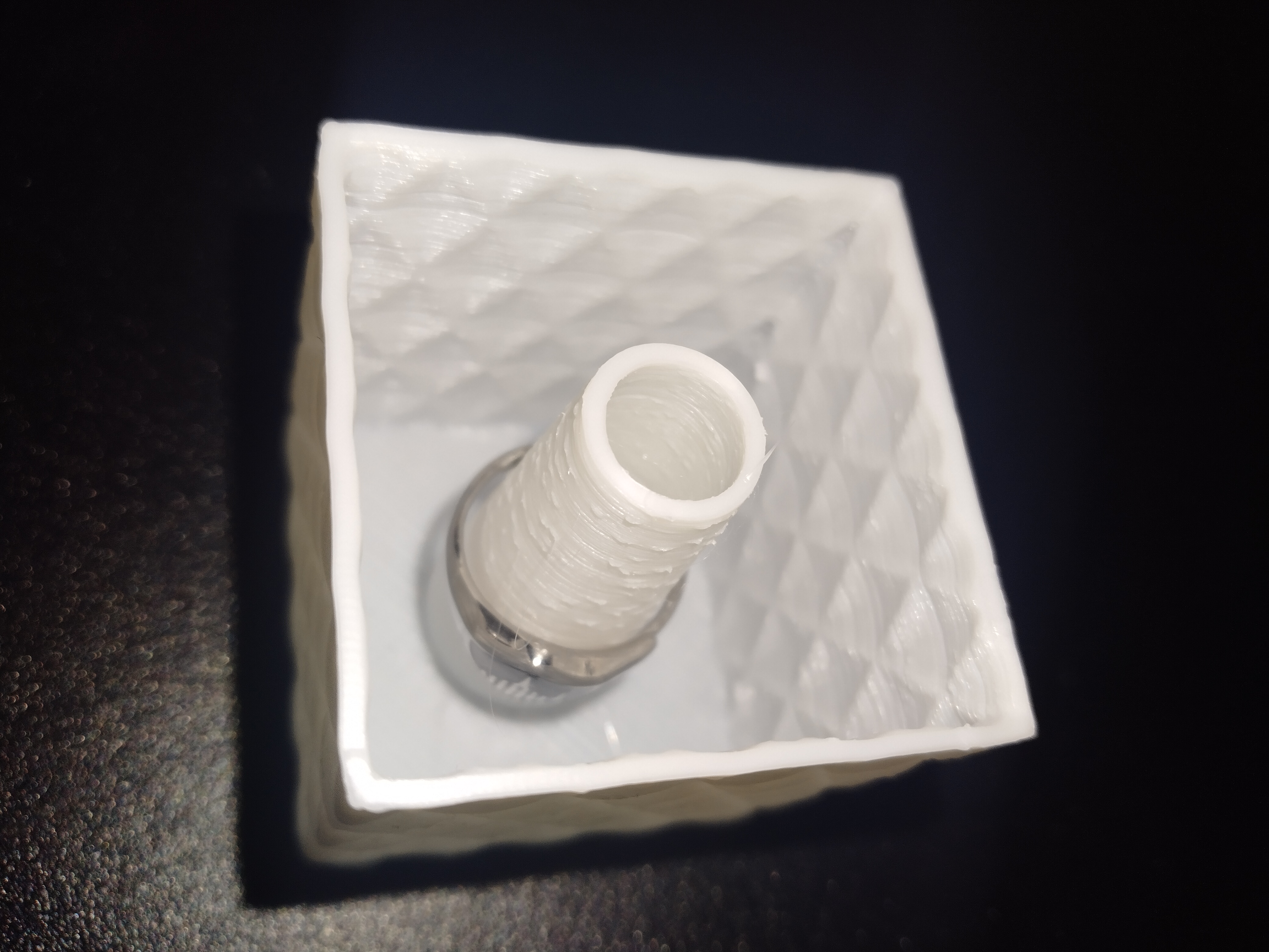 Hộp Nhẫn Chần Bông