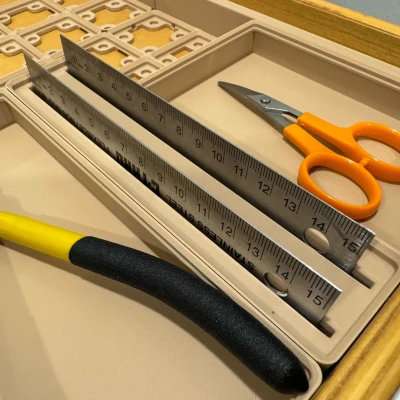 Kệ giữ thước đôi Gridfinity 150mm (1x4x4)