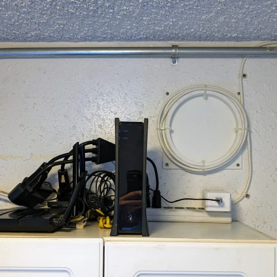 Giá Đỡ Cáp Thừa