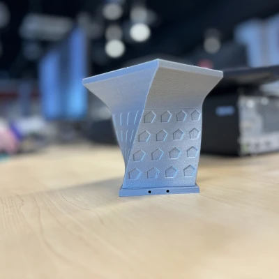 Giá Đựng Giấy Ghi Chú Tòa Nhà Sân Bay Trực Thăng