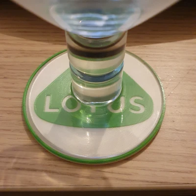 Đế lót ly hình logo xe Lotus