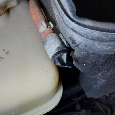 Chốt Thông Hơi Két Nước Ducato