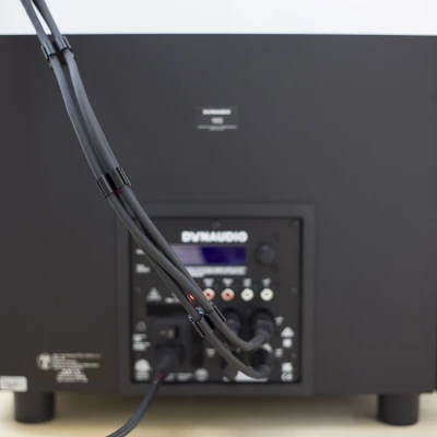 Quản lý dây cáp