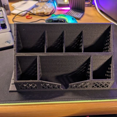 Chân giữ USB & thẻ SD đối xứng để bàn