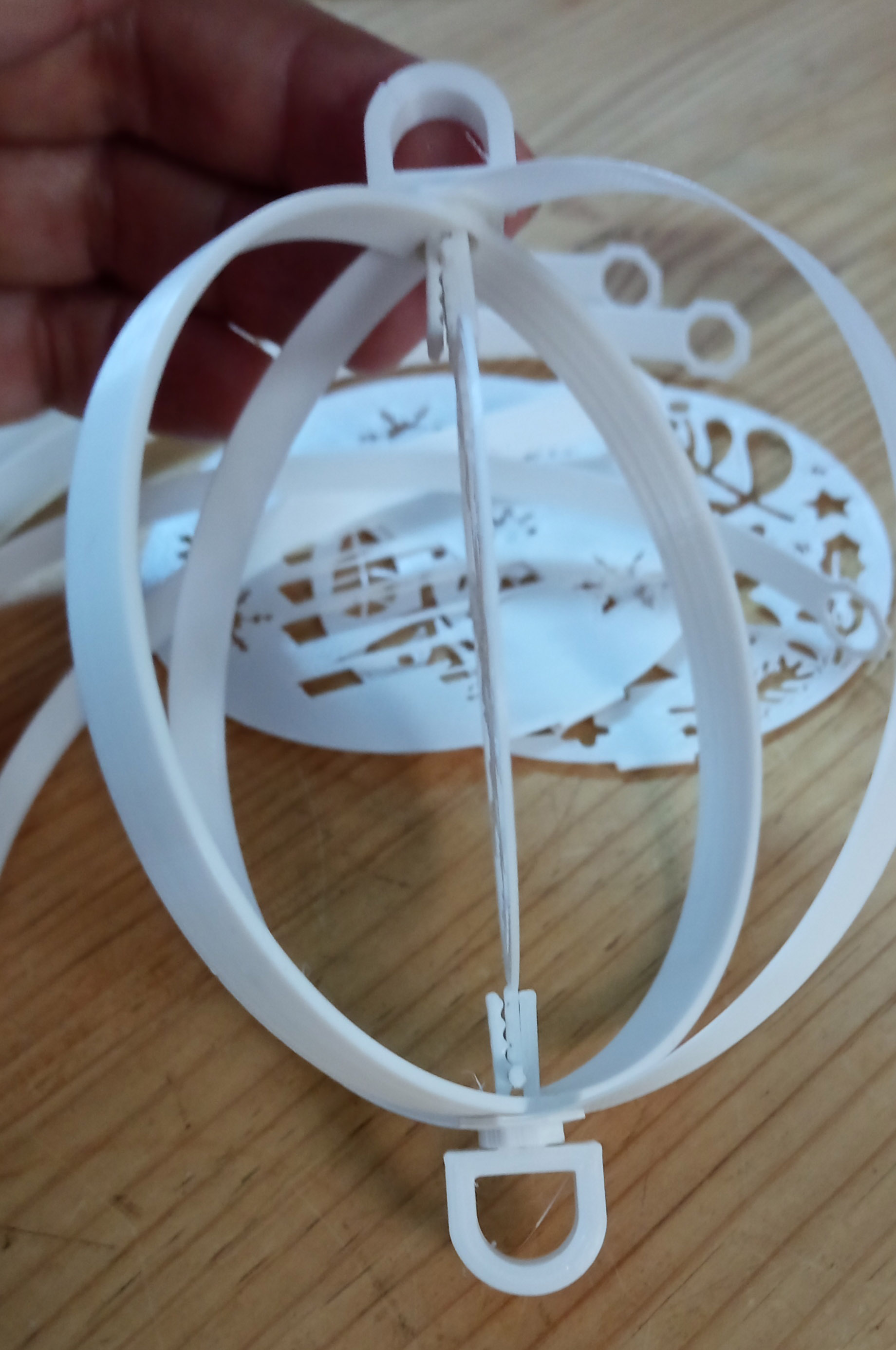 Quả Cầu Giáng Sinh 2D thành 3D