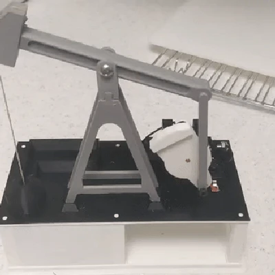 Máy Bơm Dầu Hoạt Động - Mô Hình Bơm Chất Lỏng