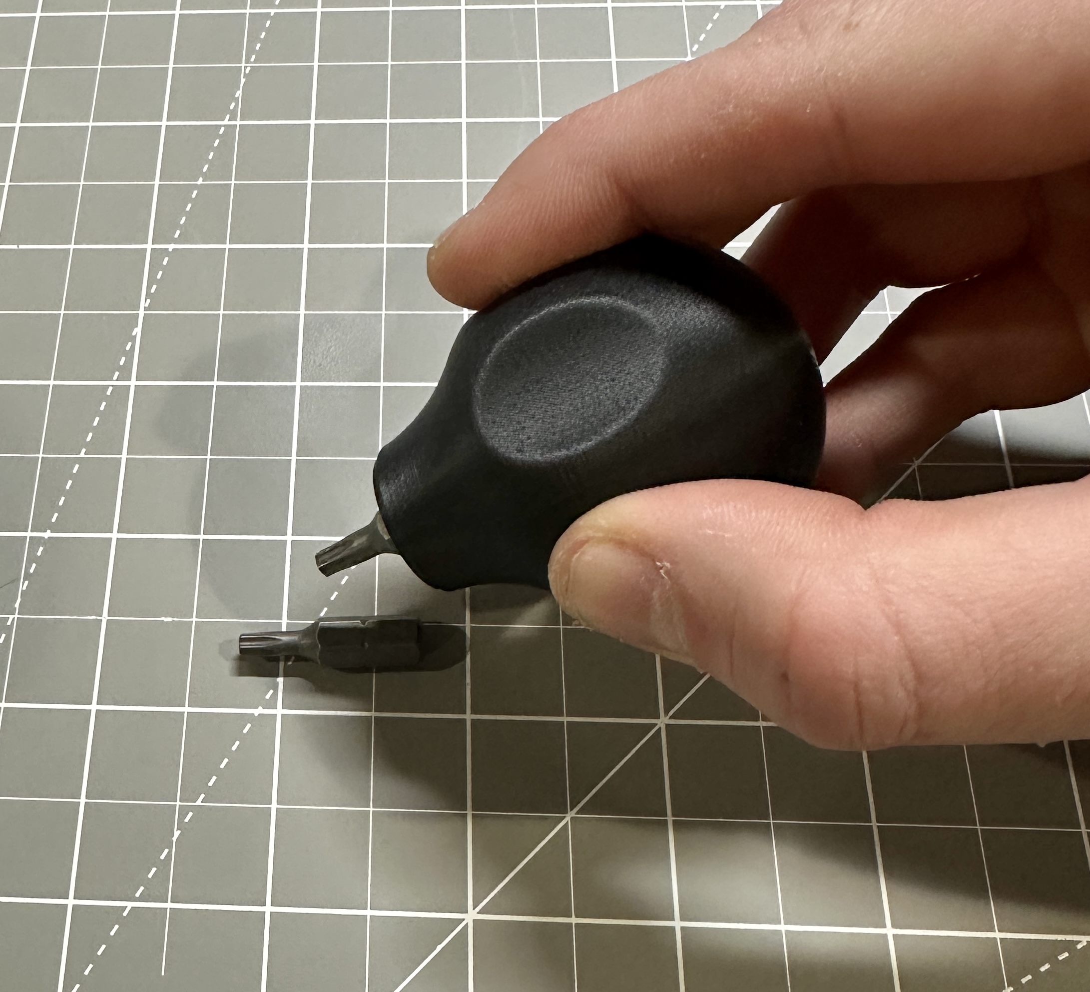 Tốt Nhất Kìm Giữ Đầu Vặn Lục Giác Ngắn Cỡ Nhỏ