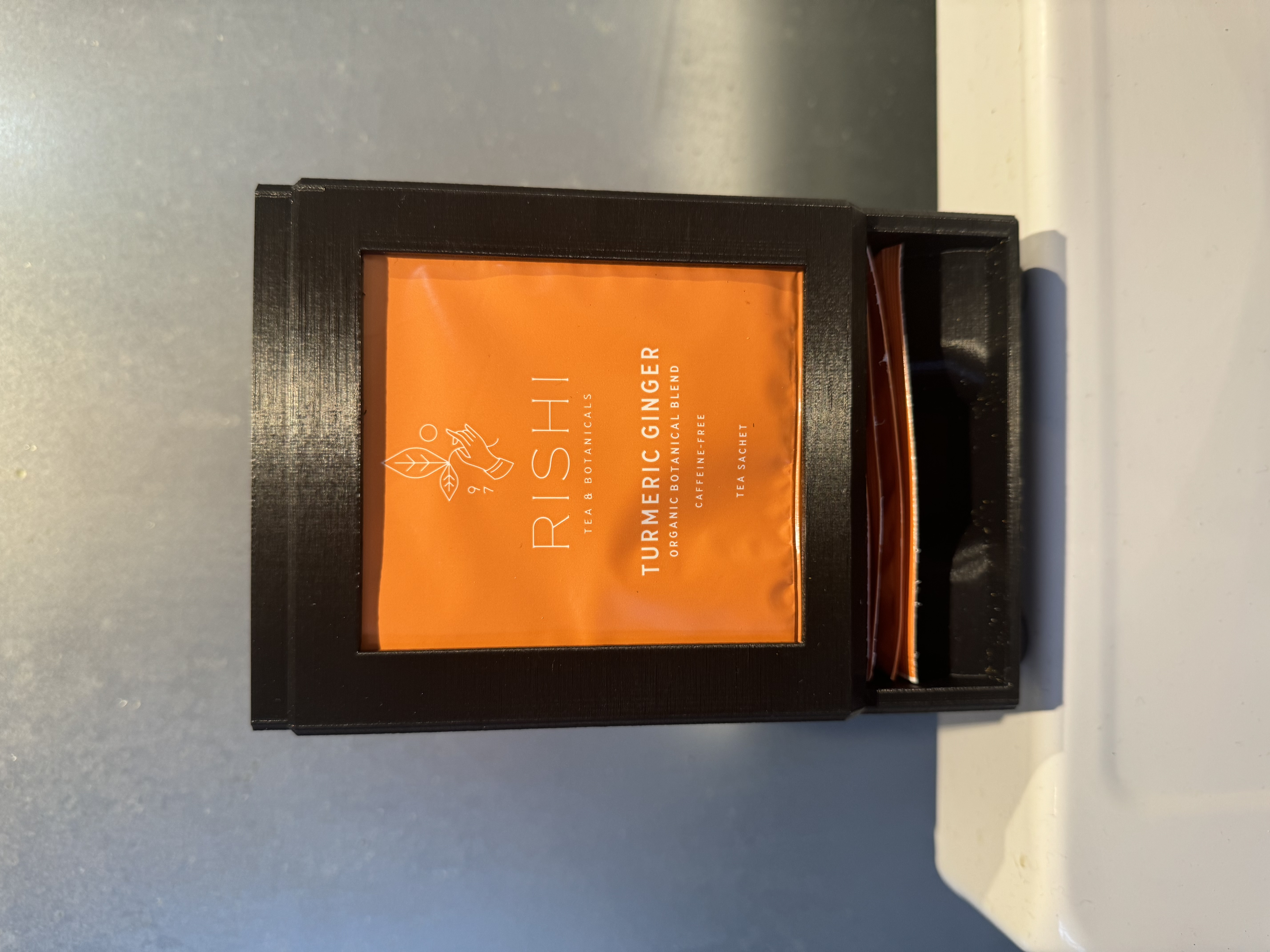 Hộp Đựng Trà Rishi