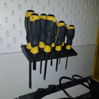 Chân Cắm Tua Vít SKADIS