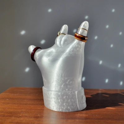 Giá Đỡ Nhẫn "I Love You" ASL