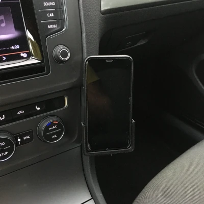 Đế giữ điện thoại iPhone X & XS kèm ốp da zin gắn ô tô