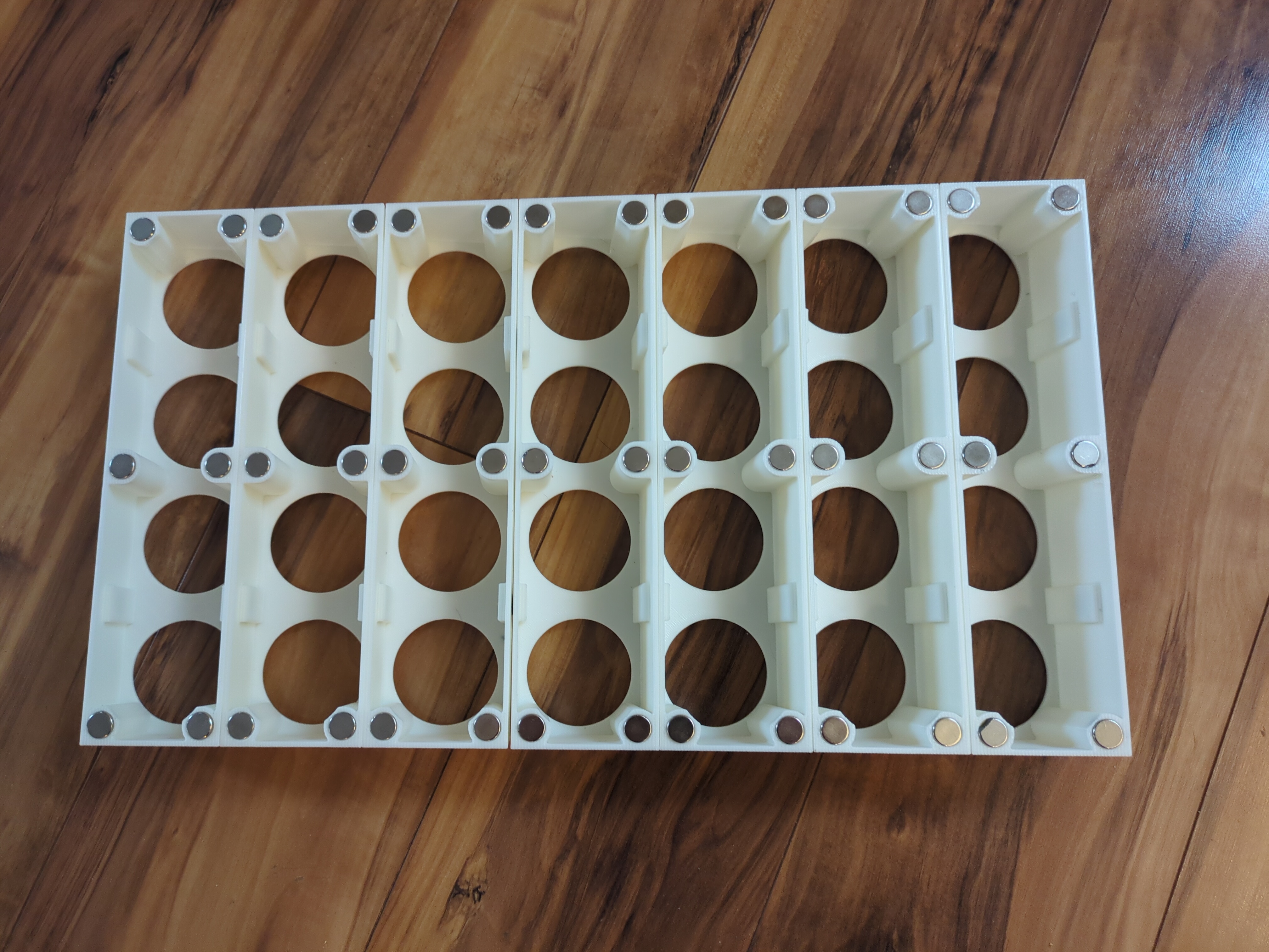 Đế Đựng K Cup Bằng Nam Châm