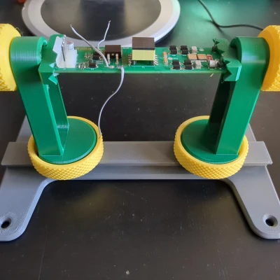 Dụng cụ Giữ Mạch In Có Thể Điều Chỉnh (Phiên Bản Đế 22 cm)