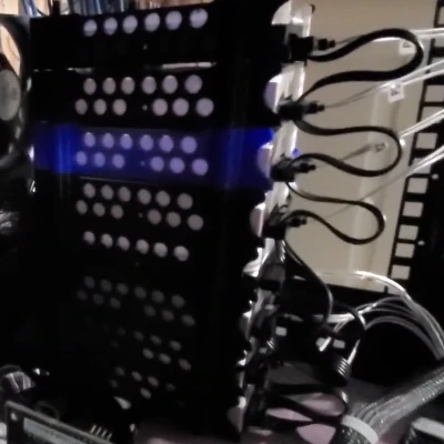 Khay Ổ Cứng HDD Xếp Chồng & Lồng Đựng