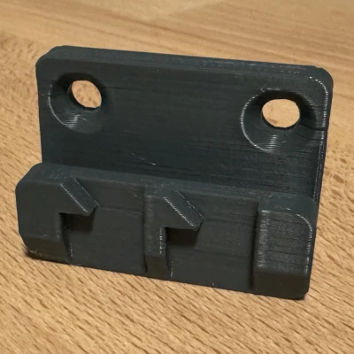 Kẹp Tường Cổng Cuốn Perma