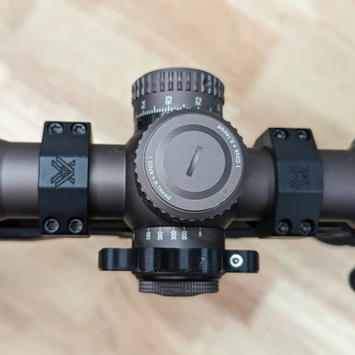 Tay Nắm Vortex Parallax Lên Kính Ngắm