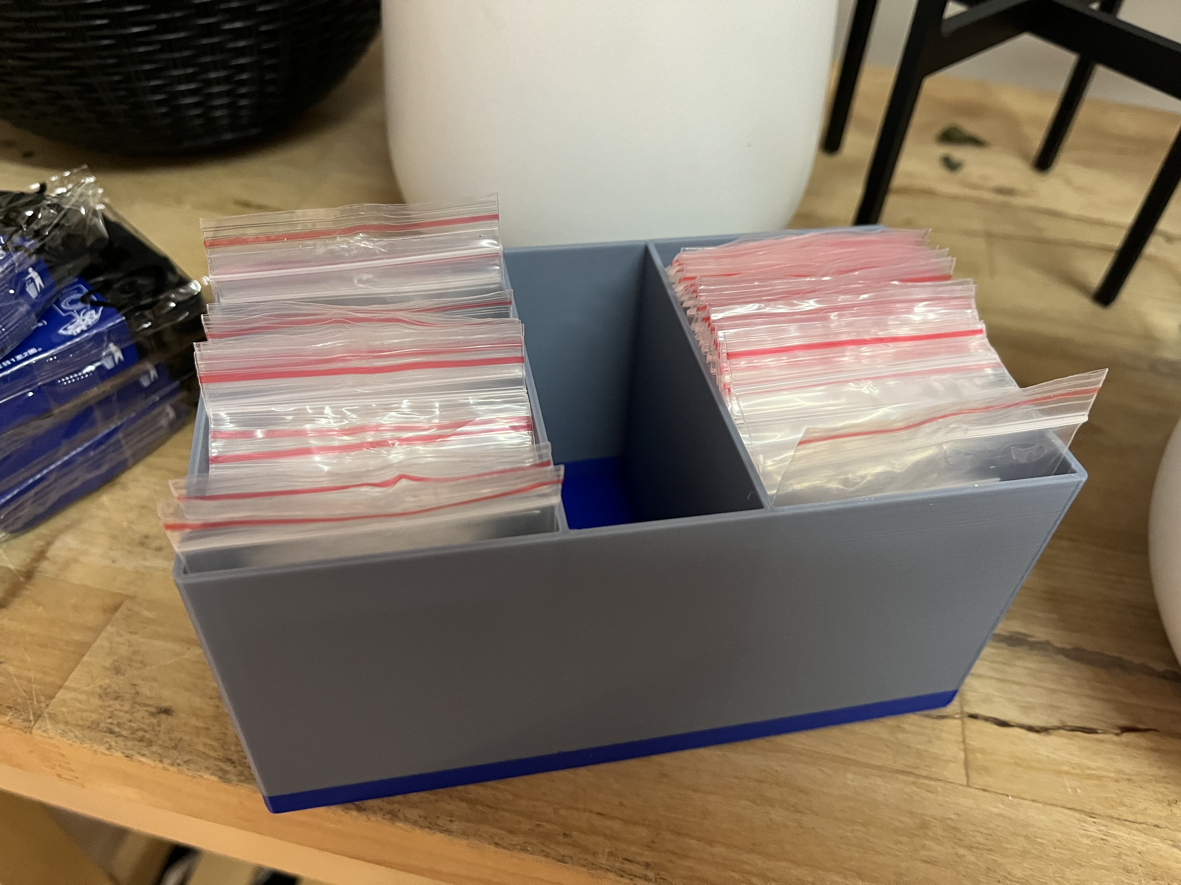 Hộp Đựng Hạt Giống