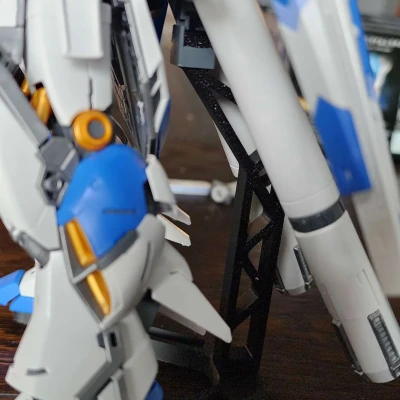 Chân Đế Gundam 1/144 Kiểu Chốt và Kiểu Hộp