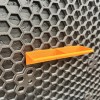 Chỗ Cầm Kềm Tiện Lợi Cho Tường Lưới Honeycomb - Thumbnail 3