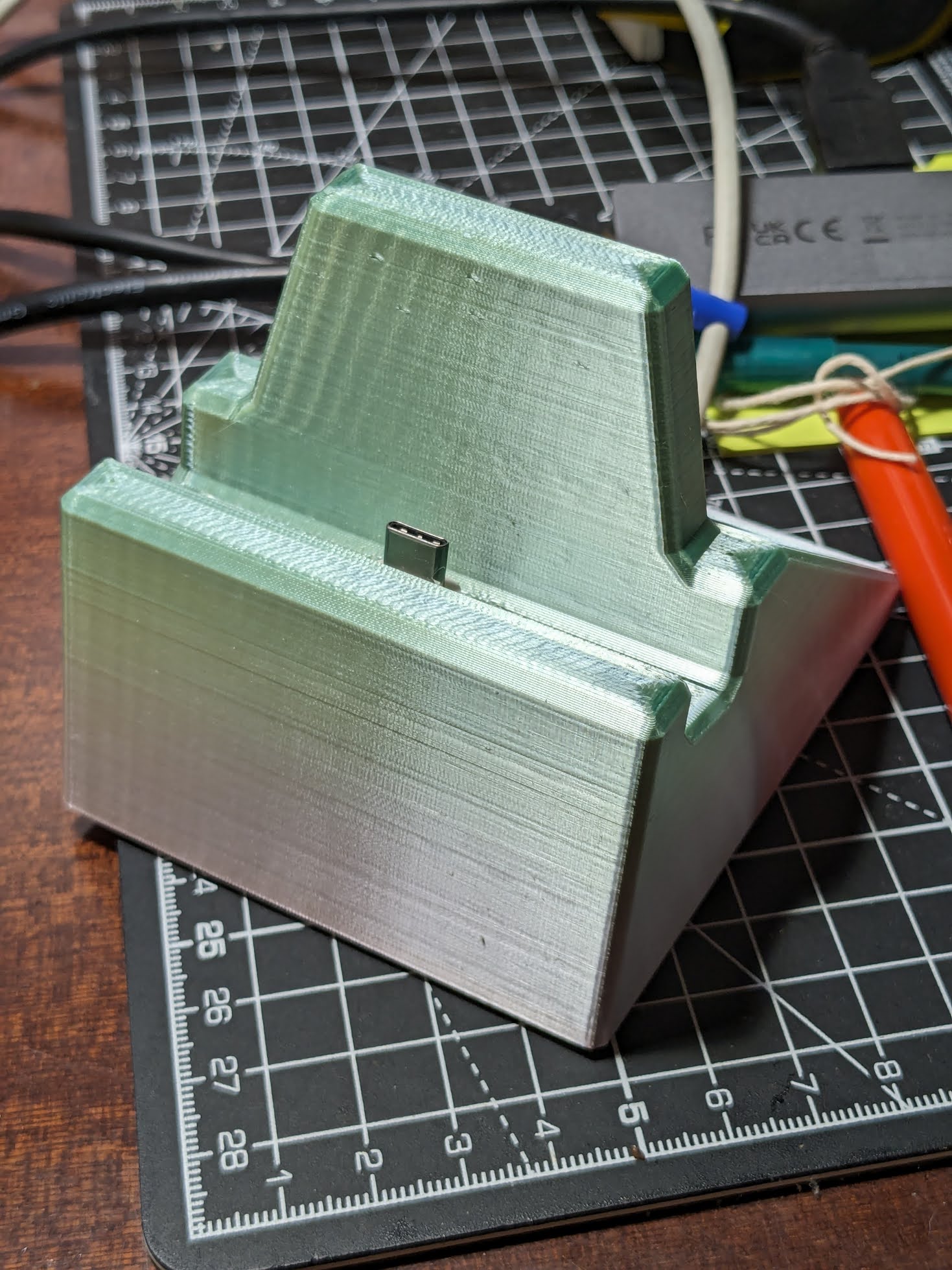 Đế Điện Thoại + Sạc