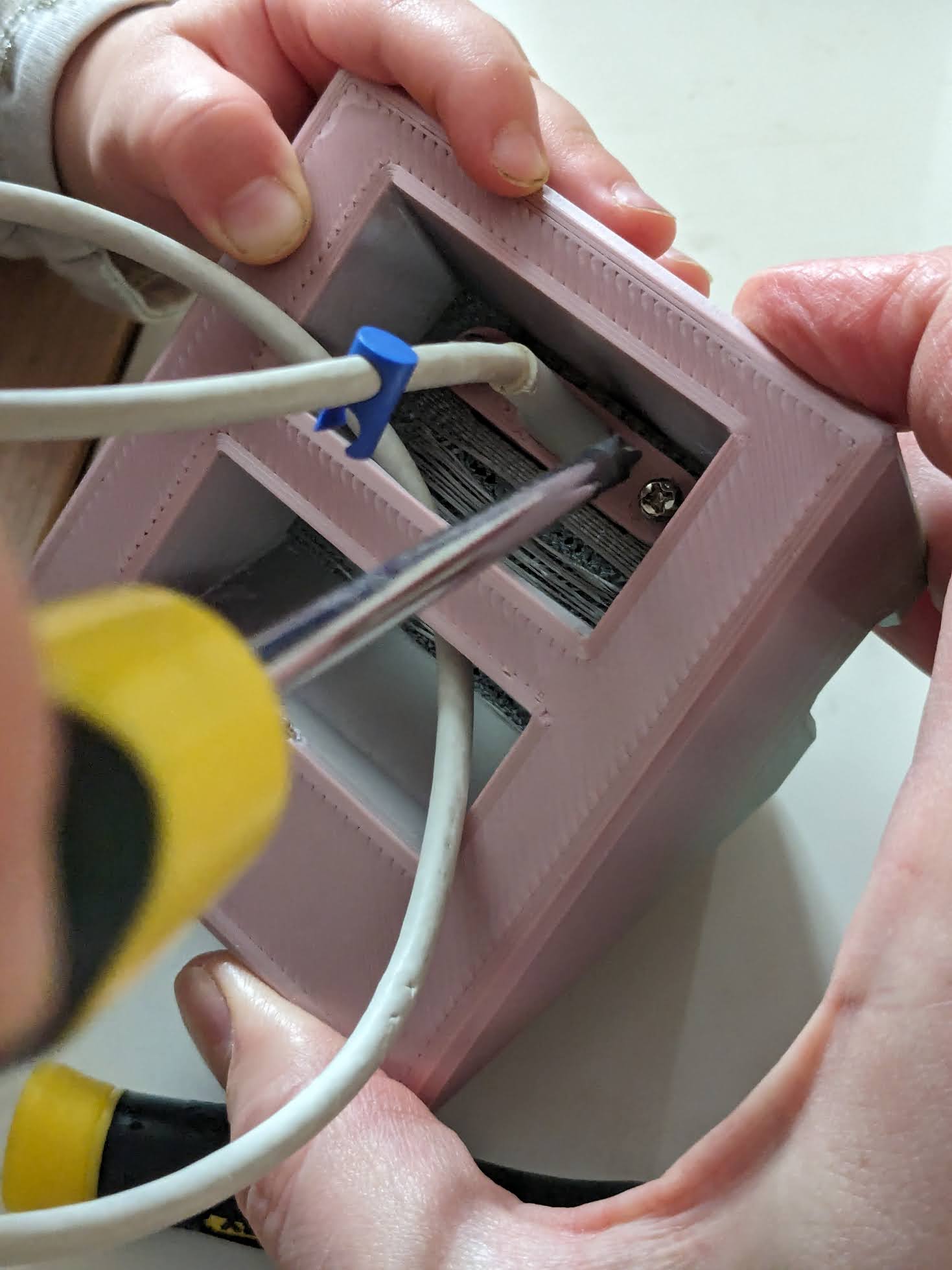 Đế Điện Thoại + Sạc