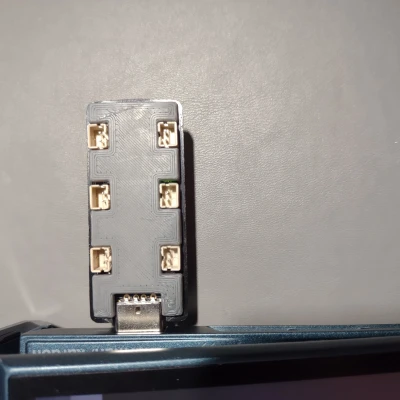 Nắp Che Sạc Emax