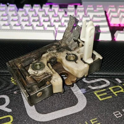 Thanh Nối Khóa Cửa Nhựa Cho MK2 Golf