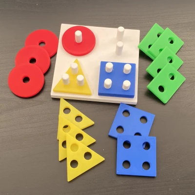 Đồ Chơi Rèn Luyện Vận Động Tinh Cho Bé: Bộ Hình Khối Cơ Bản