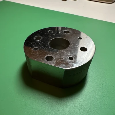 Khối chặn đế (Bench block) ngành đồng hồ