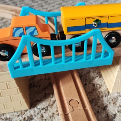 Trụ Cầu Đường Sắt Bằng Gỗ / Sloup Mostu Dřevěné Železnice