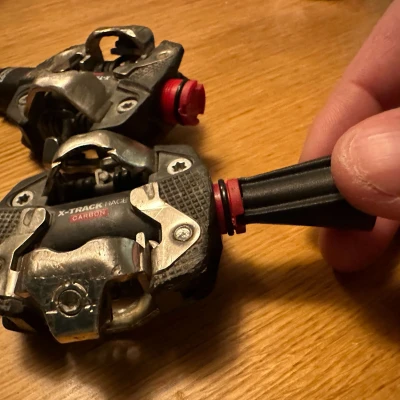 Dụng cụ bảo dưỡng pedal Look Carbon