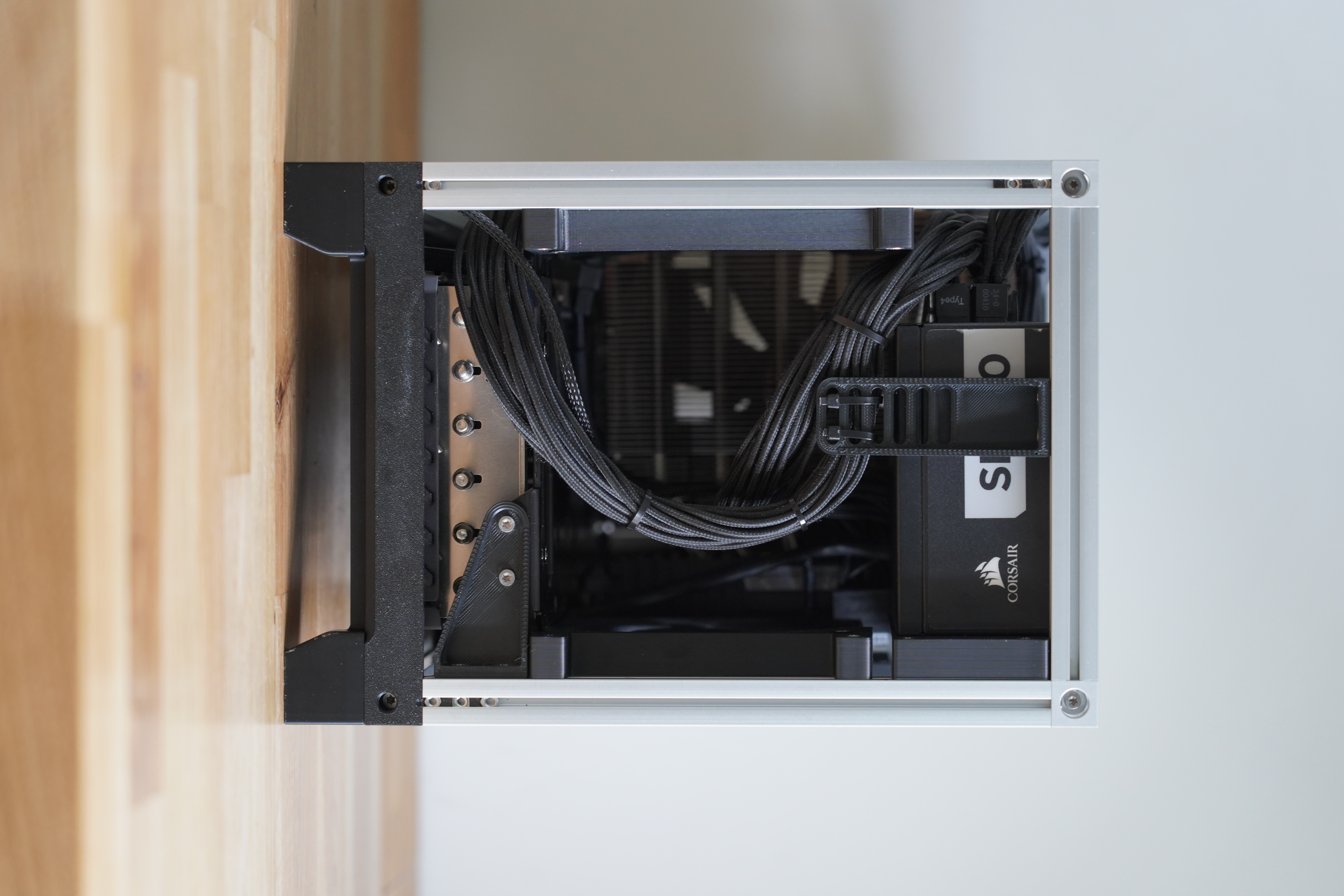 BeamCase - Giá đỡ cáp 1