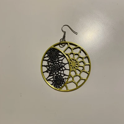 Bông Tai Mặt Trăng Voronoi