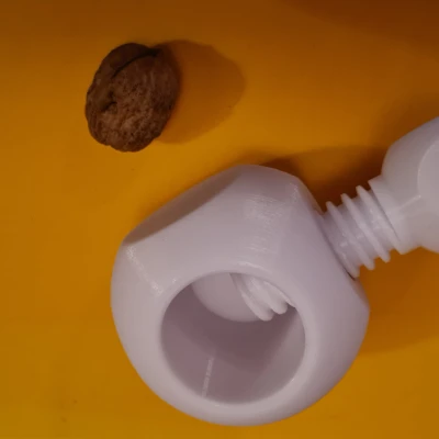 Cái Kẹp Hạt Vít - Screw Nutcracker