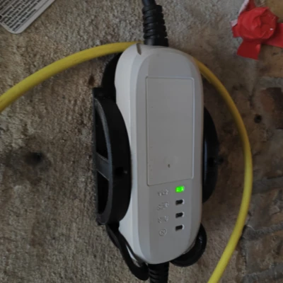 Giá Treo Tường Cho Bộ Sạc Tiêu Chuẩn VW AG Kiểu 2