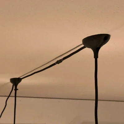 Giá đỡ đèn trần