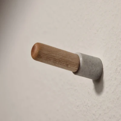 Chân đế móc treo thanh gỗ