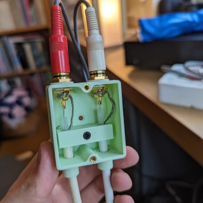 Hộp nối cáp COAX sang RCA