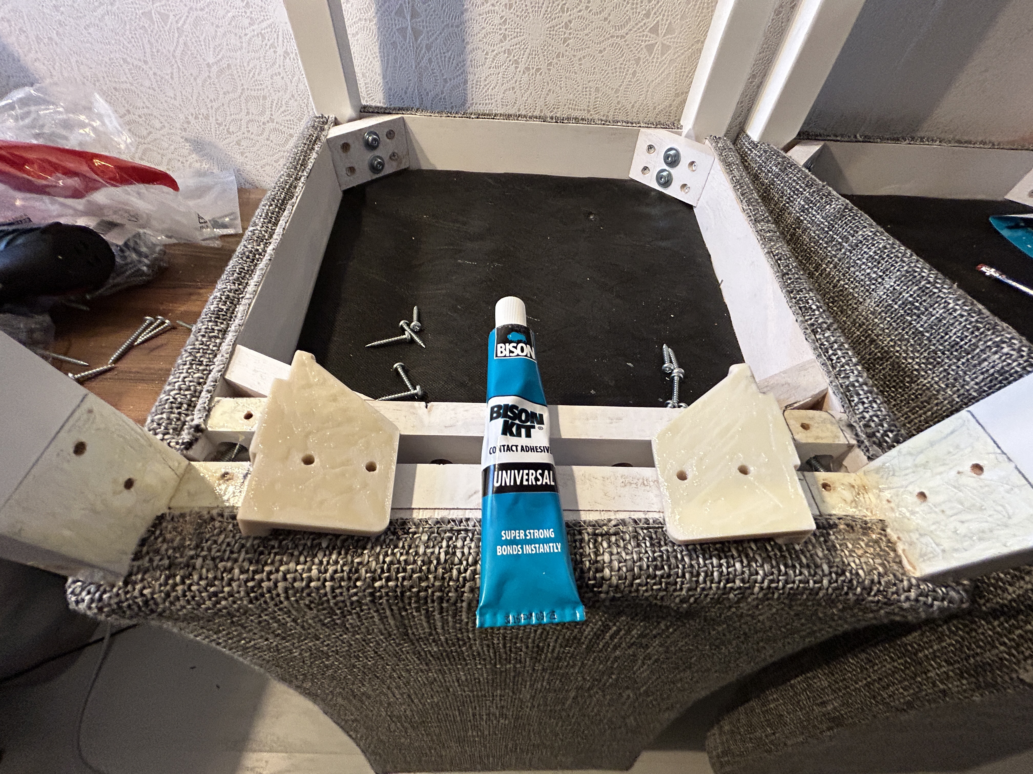 Đế Hỗ Trợ Lưng Ghế Ăn