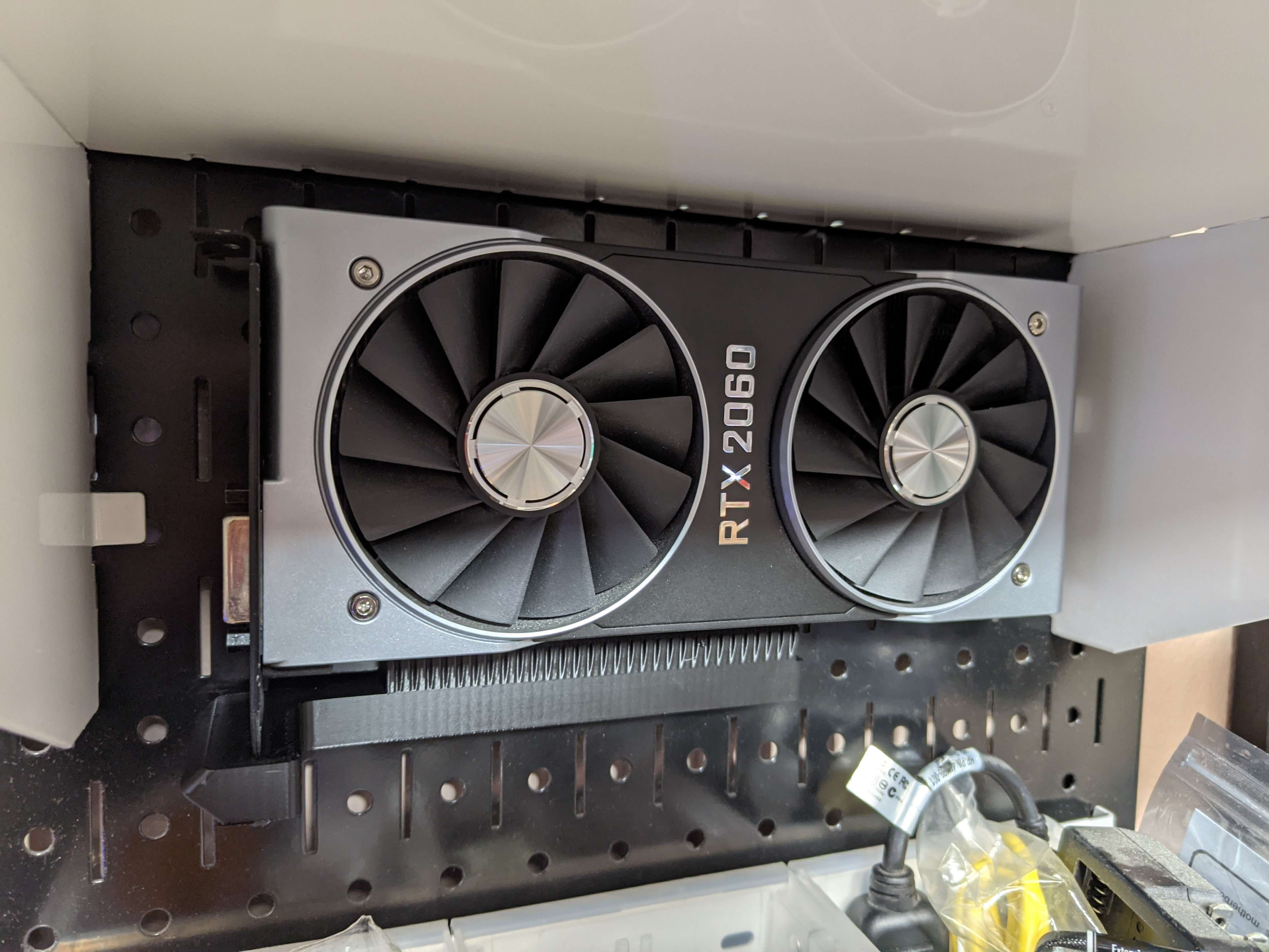 Giá Treo Card Đồ Họa Pegboard 1/4"