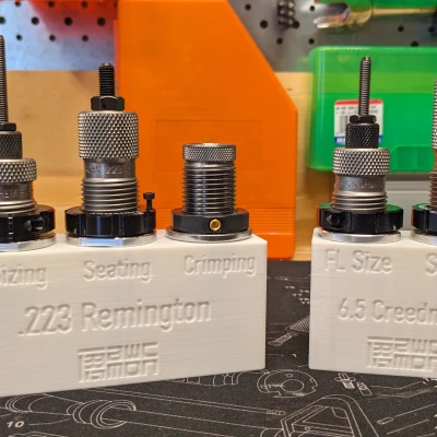 Giá Đỡ Khuôn Nạp Đạn Có Nhãn